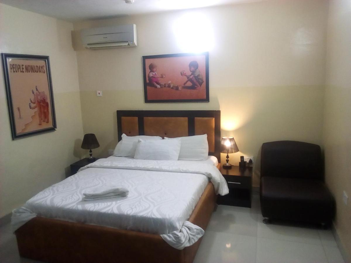 Primal Aparthotel Ikoyi Lagos Esterno foto