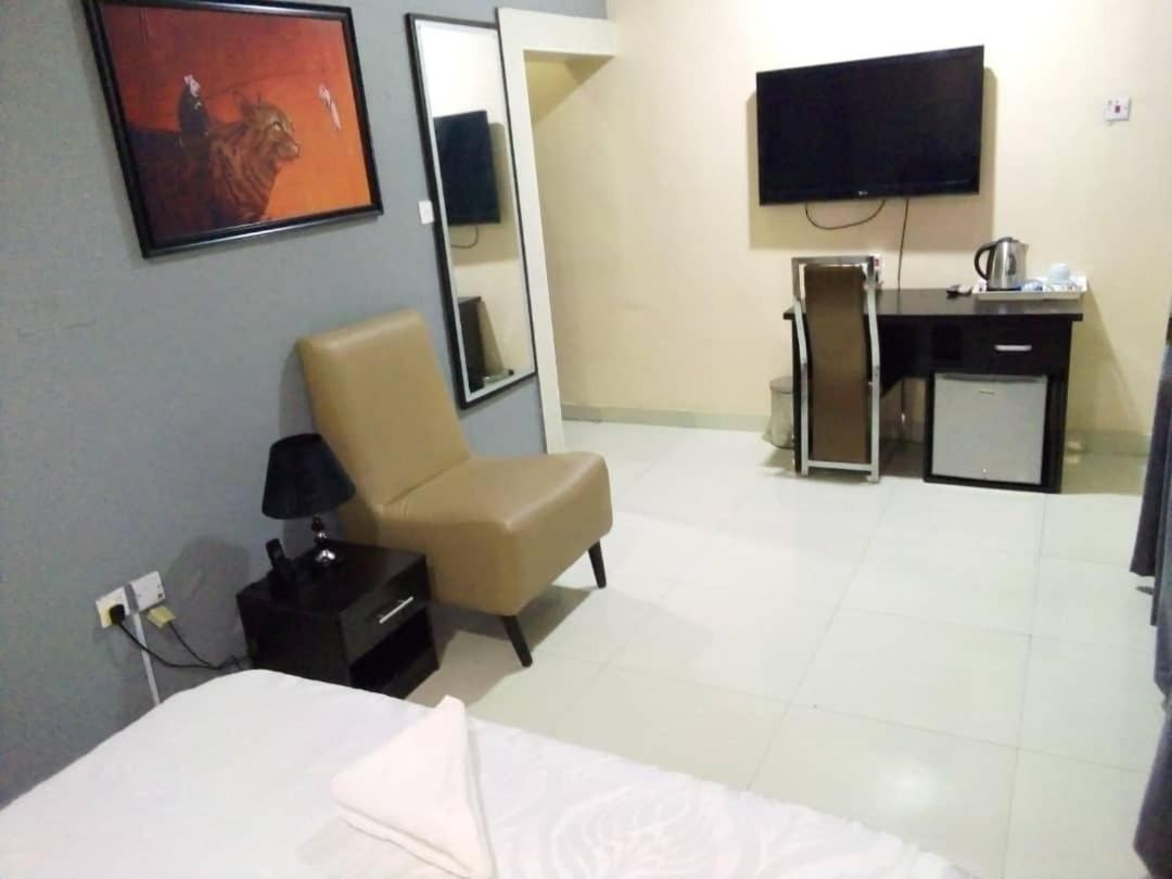 Primal Aparthotel Ikoyi Lagos Esterno foto