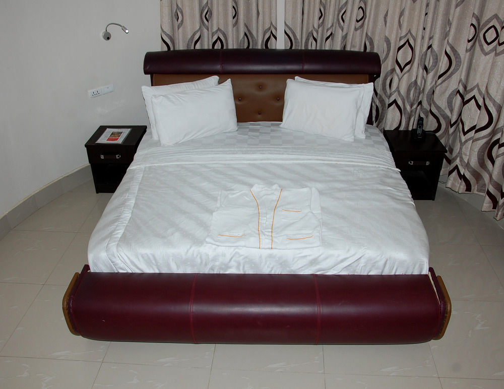 Primal Aparthotel Ikoyi Lagos Esterno foto