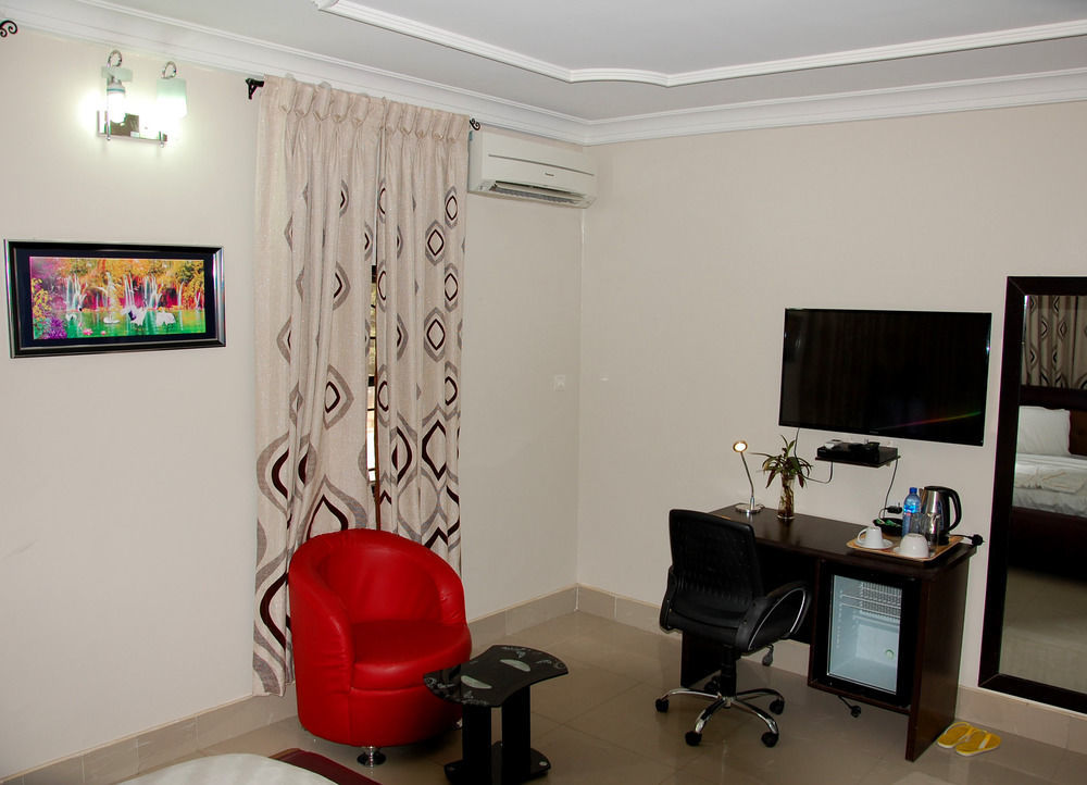 Primal Aparthotel Ikoyi Lagos Esterno foto