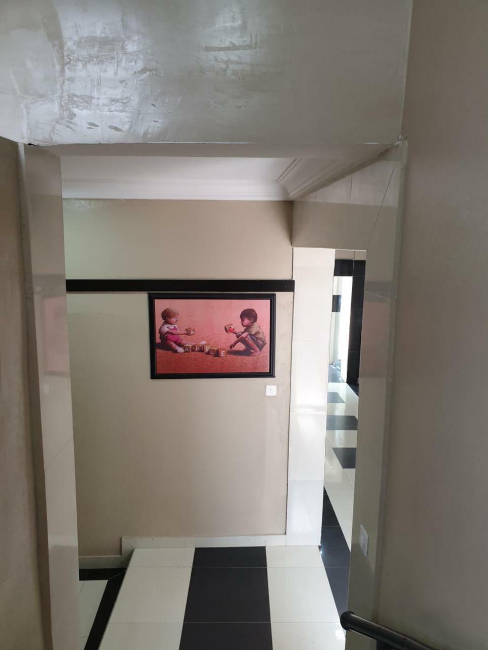 Primal Aparthotel Ikoyi Lagos Esterno foto