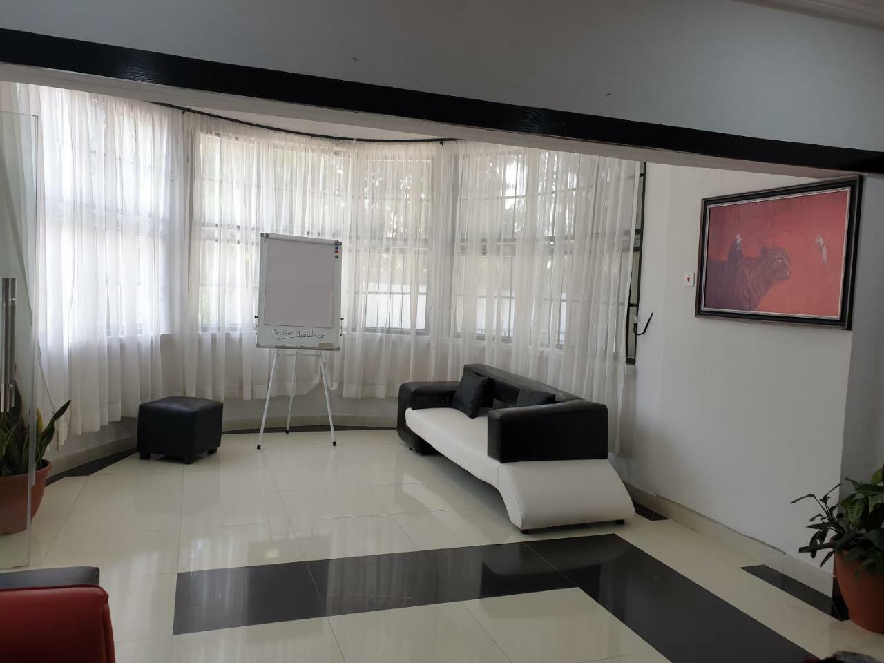 Primal Aparthotel Ikoyi Lagos Esterno foto