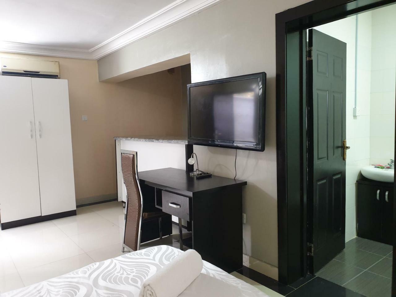 Primal Aparthotel Ikoyi Lagos Esterno foto